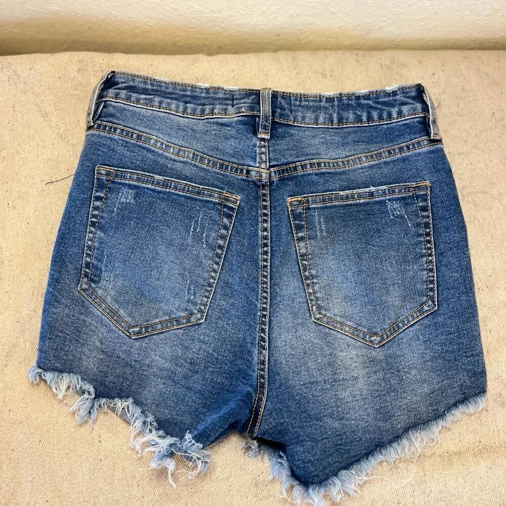 Free People CRVY Button-Fly Frayed Hem High-Rise Lolita Denim Shorts Sz 28